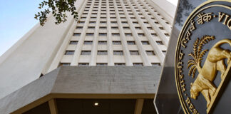 RBI Sets Up SEAC for Bank License Review RBI establishes the Standing External Advisory Committee (SEAC) to evaluate applications for Universal and Small Finance Bank licenses.